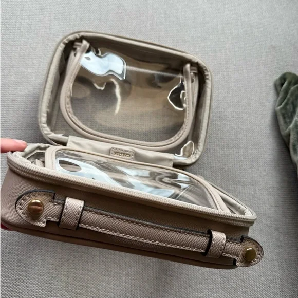 Calpak Beige Clear Cosmetic Case with Gold Hardware and Top Handle - Picture 4 of 13